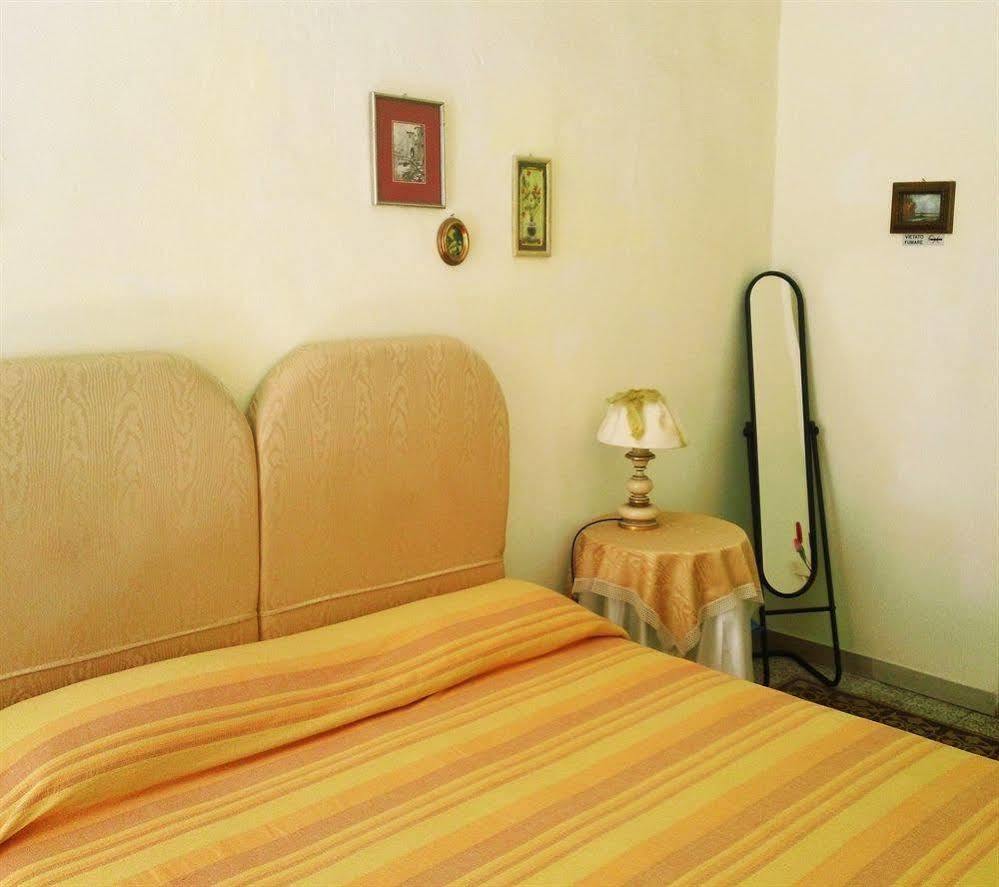 Le Violette Hotel Lucca Luaran gambar